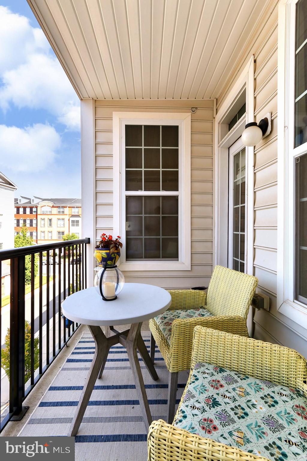 BUCKINGHAM AT LOUDOUN VALLEY - Residential