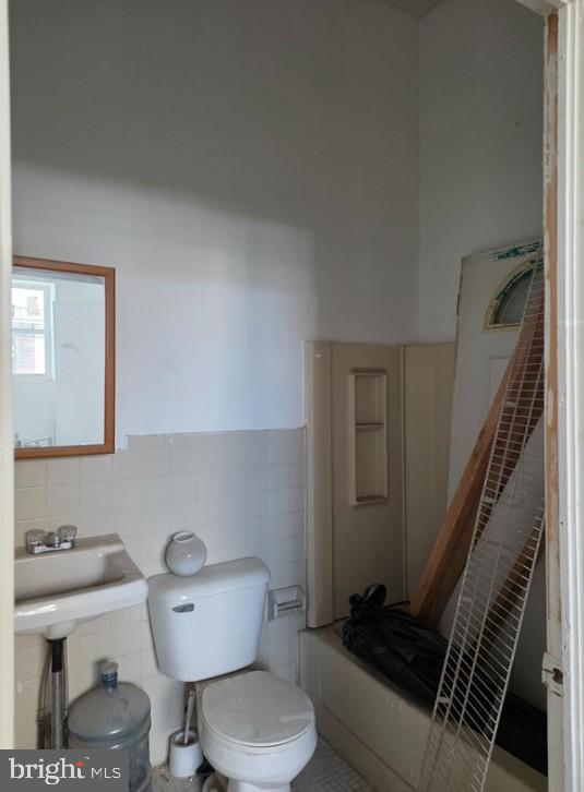 NORTHERN LIBERTIES - Commercial Sale