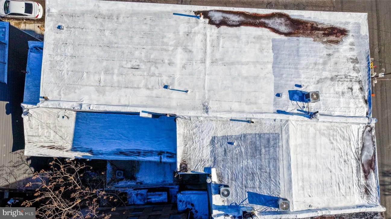 NORTHERN LIBERTIES - Commercial Sale