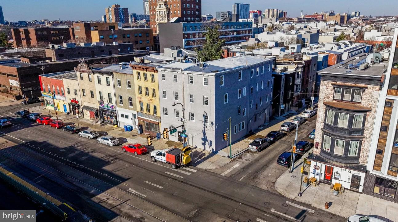 NORTHERN LIBERTIES - Commercial Sale