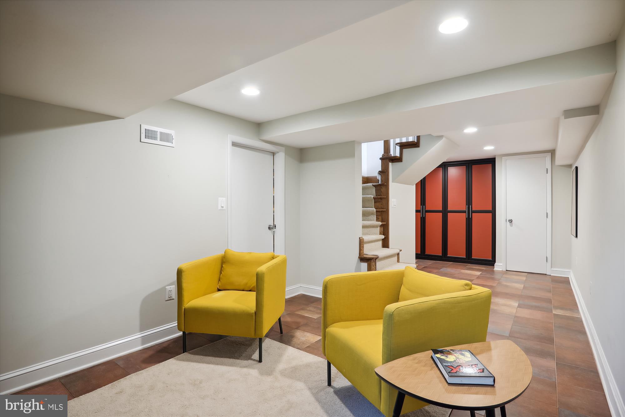 HUNTINGTON TERRACE - Residential