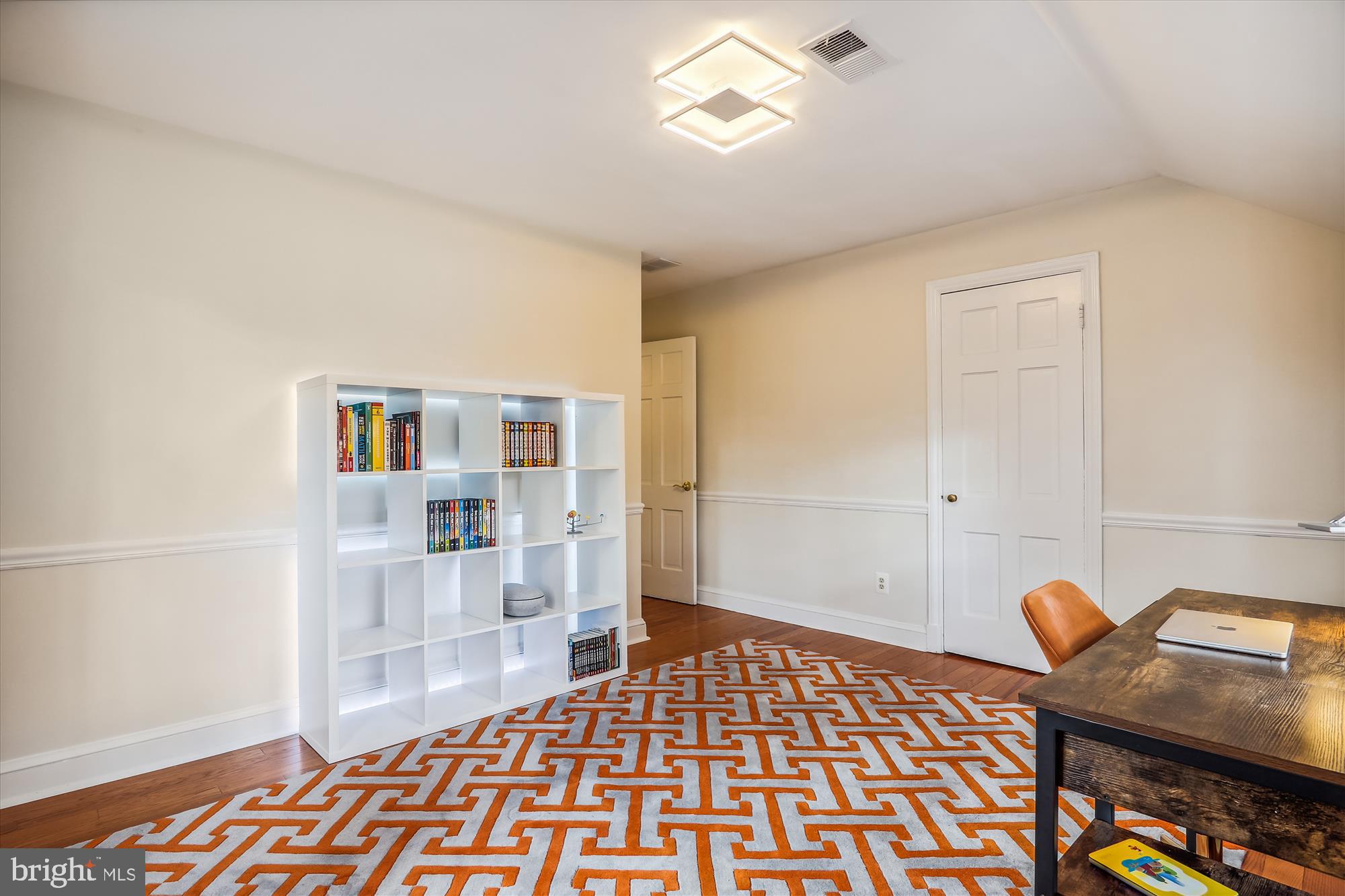 HUNTINGTON TERRACE - Residential