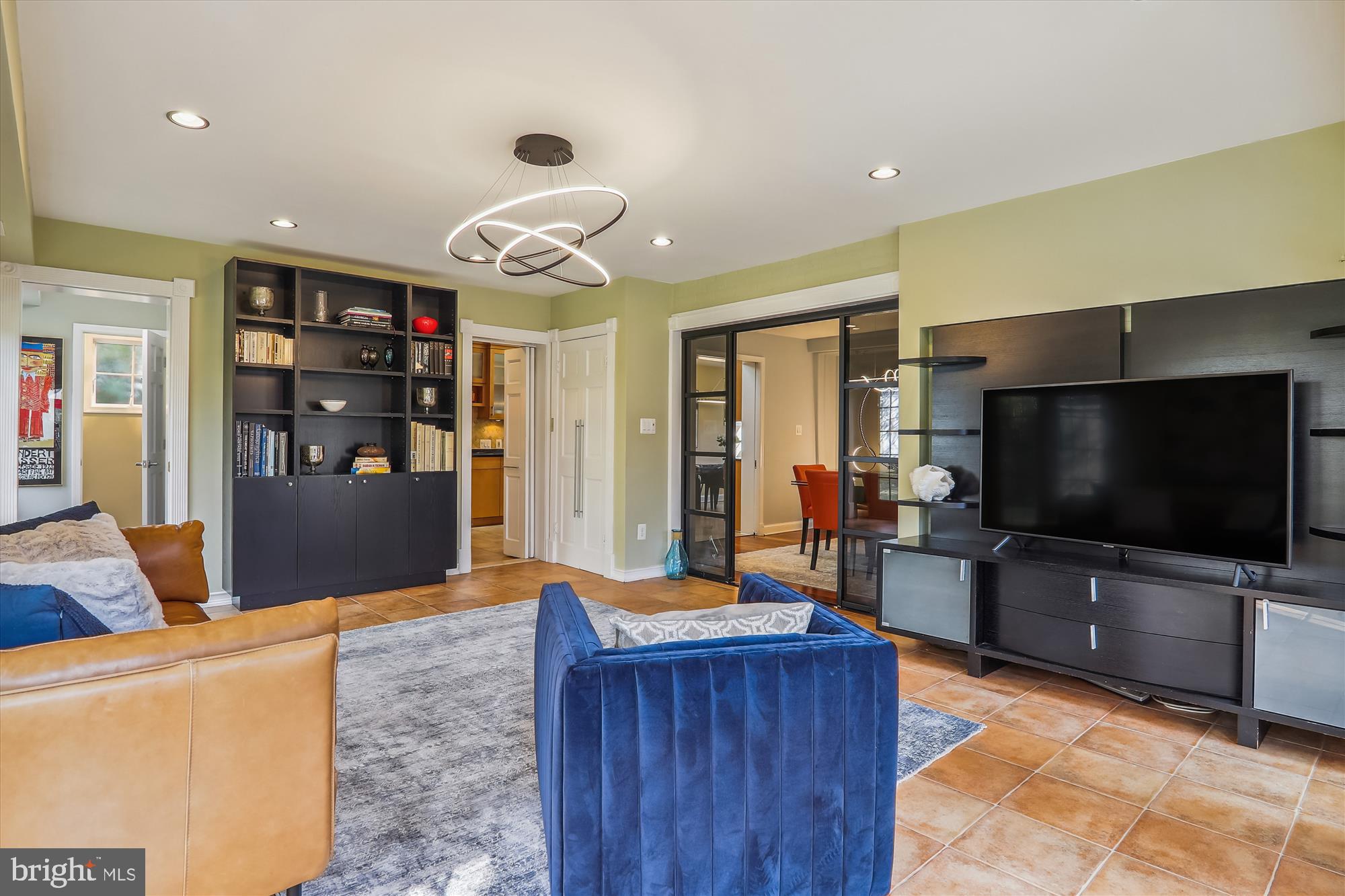 HUNTINGTON TERRACE - Residential