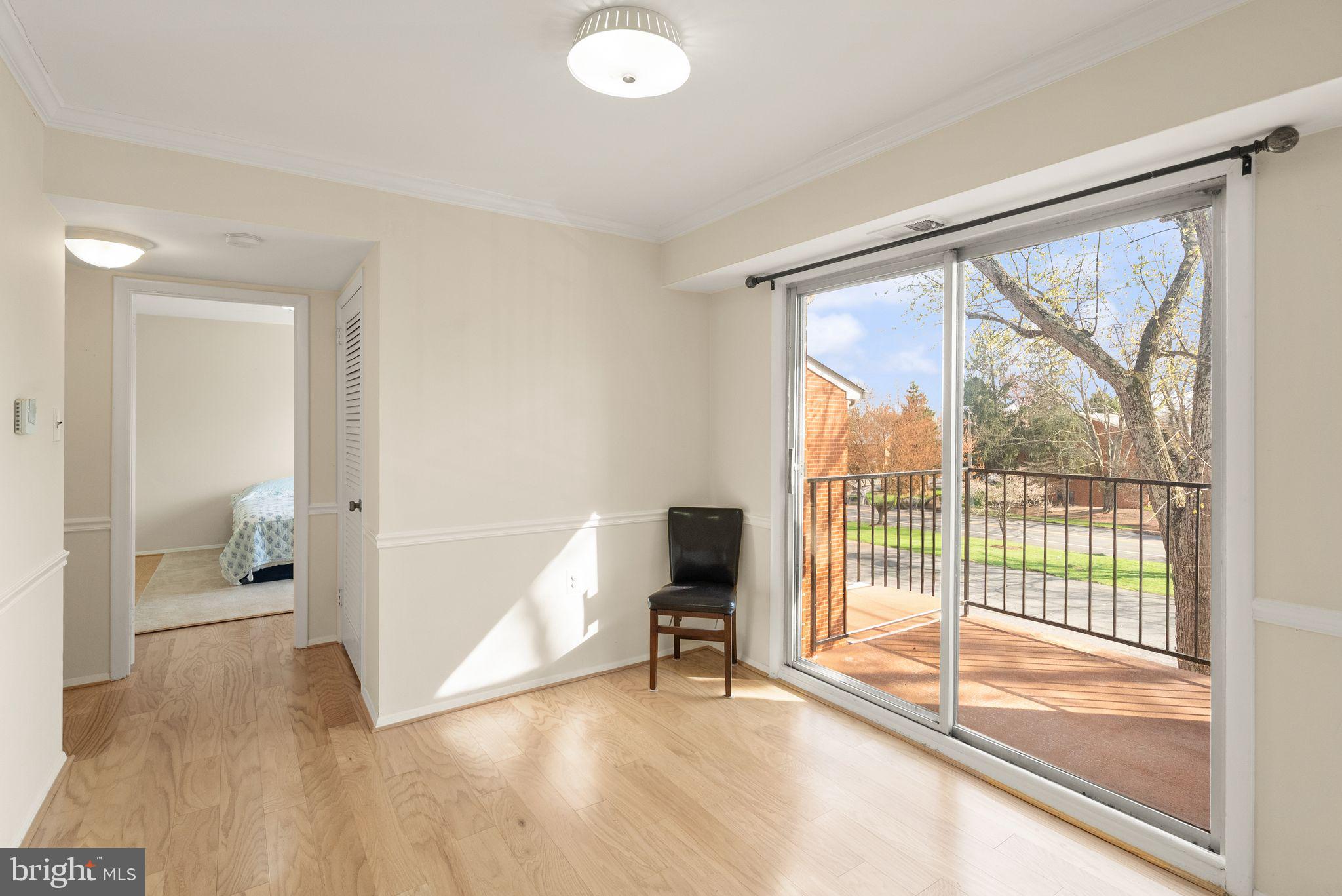 COUNTRY CLUB GREEN - Residential