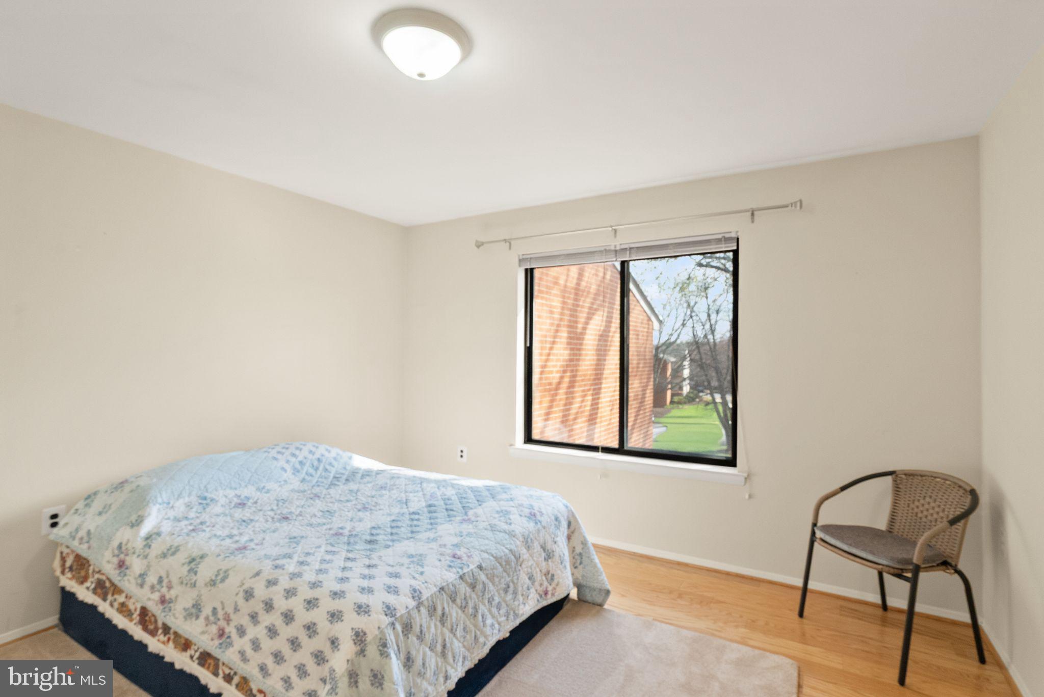 COUNTRY CLUB GREEN - Residential