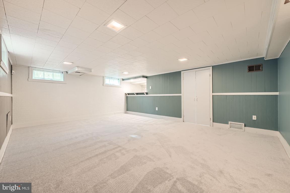 LOCH RAVEN VILLAGE - Residential