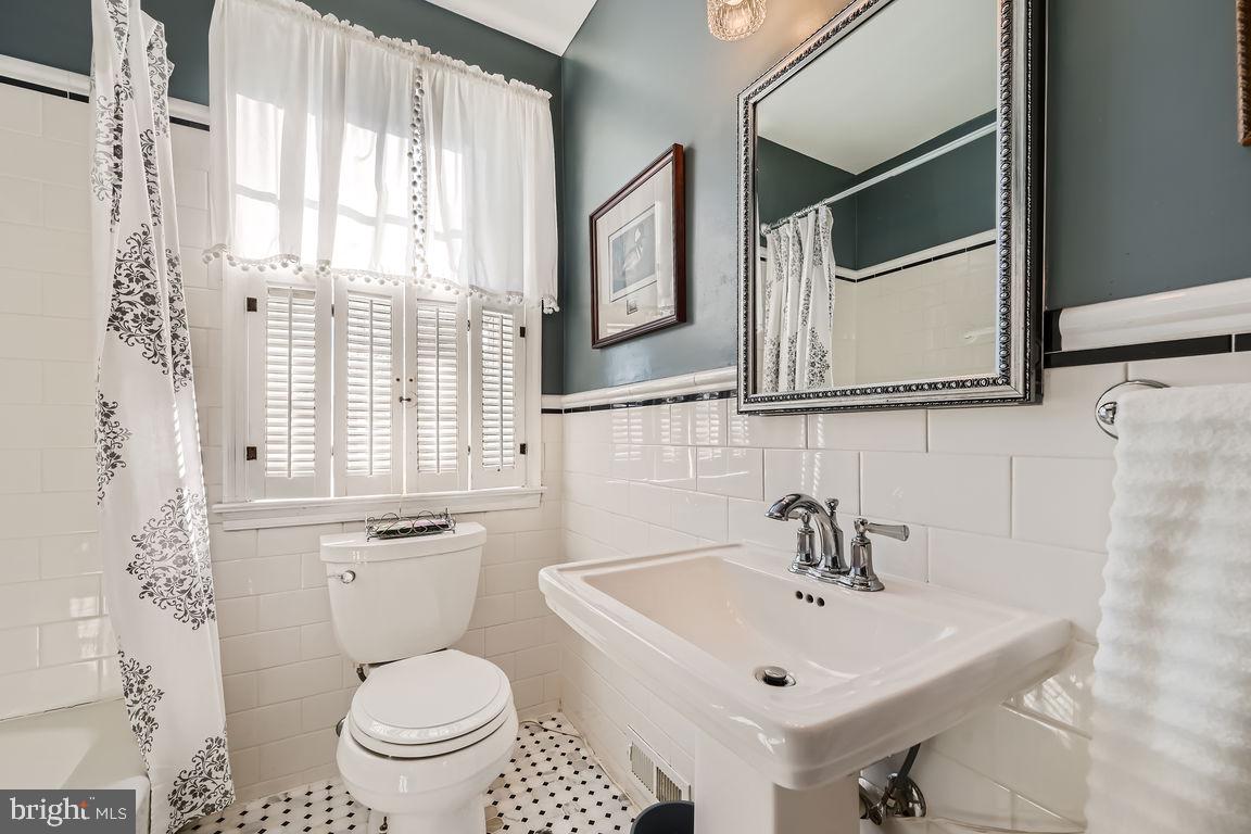 LOCH RAVEN VILLAGE - Residential