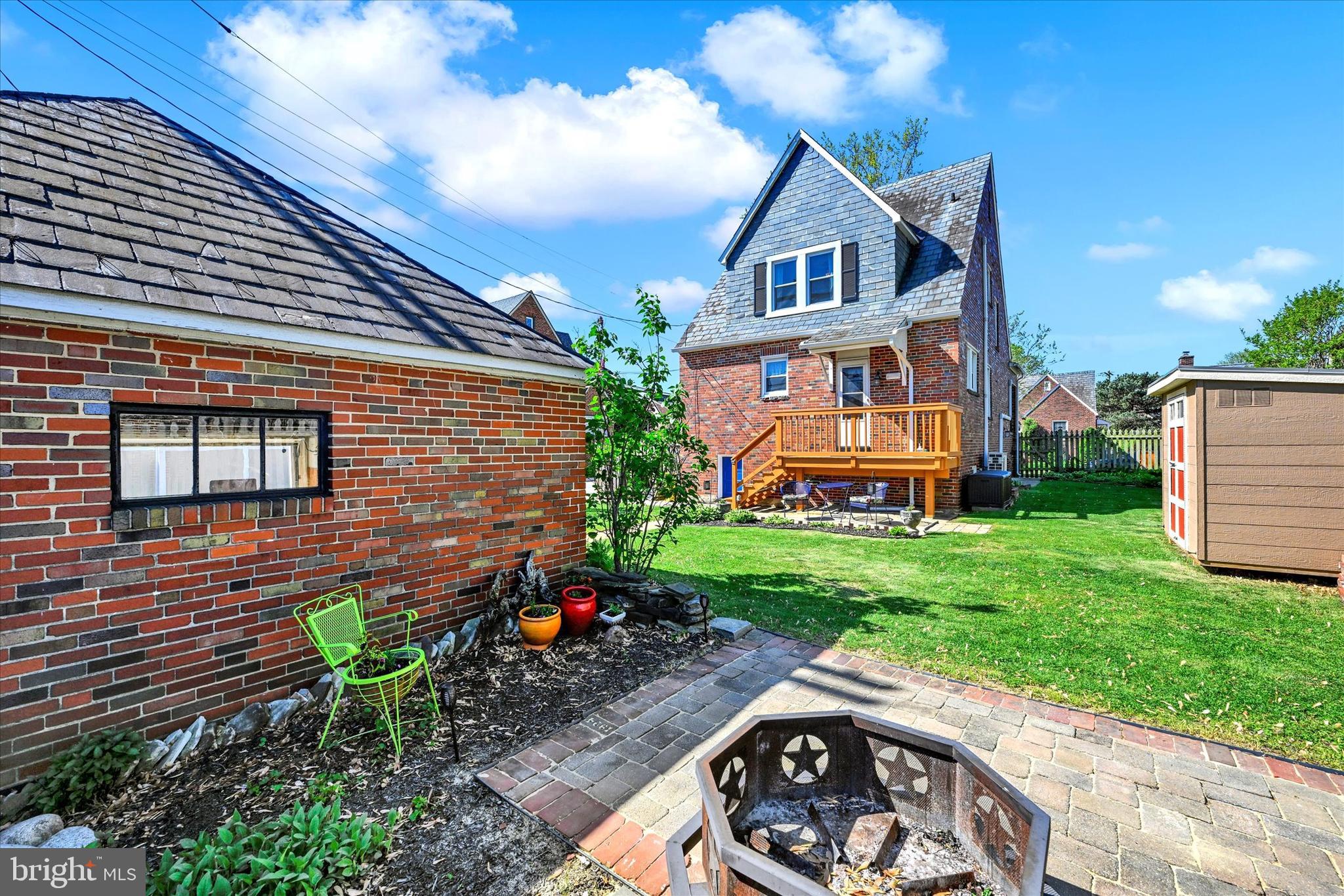 PARKVILLE - Residential