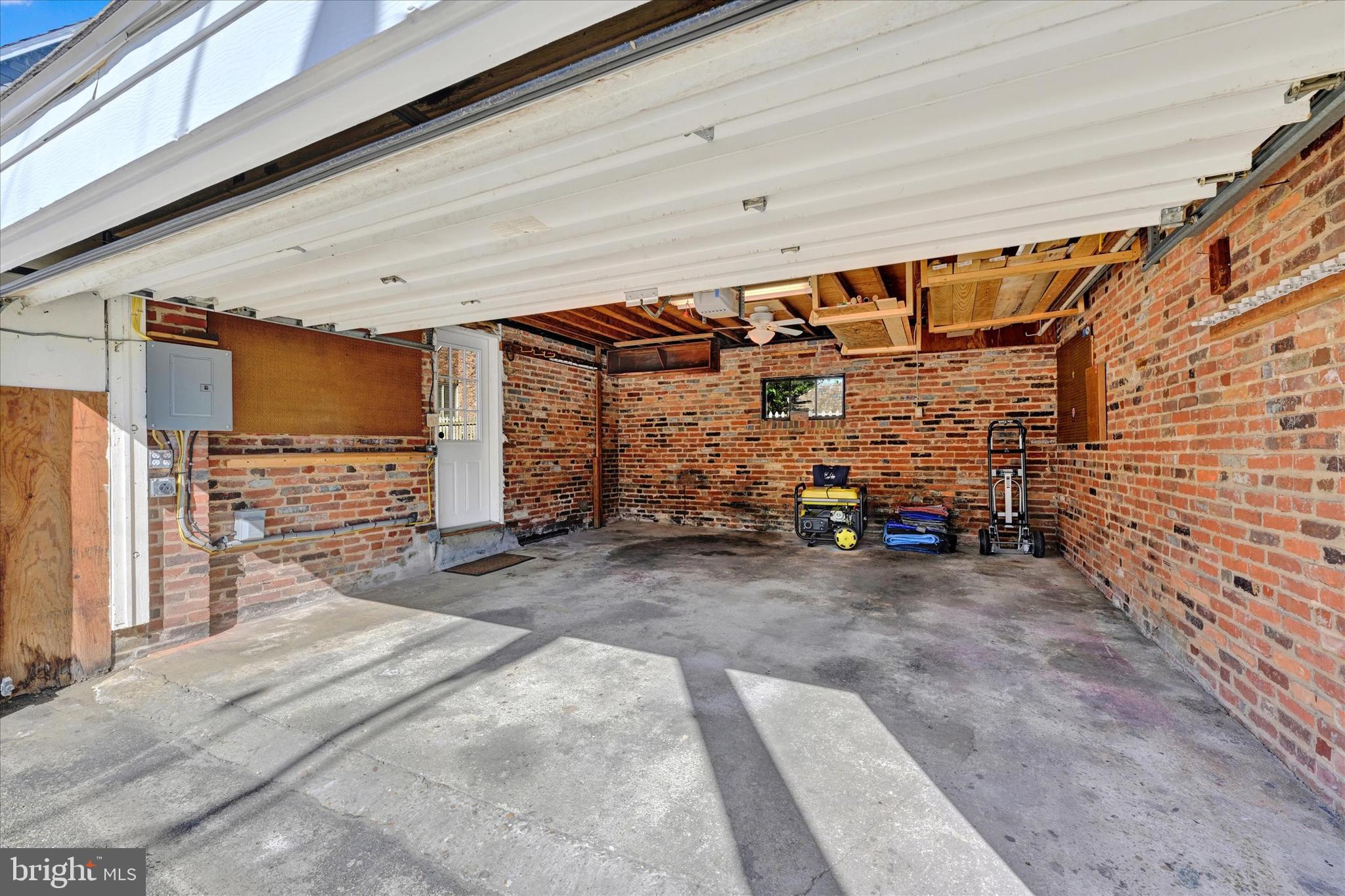 PARKVILLE - Residential