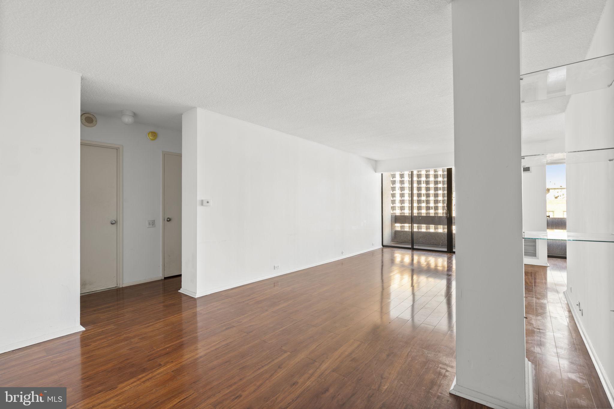 WASHINGTON SQ WEST - Residential