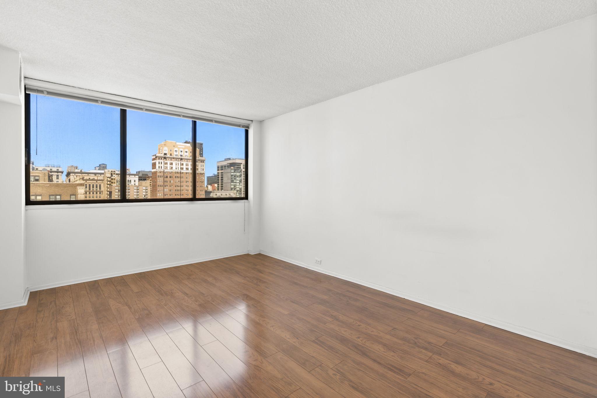 WASHINGTON SQ WEST - Residential