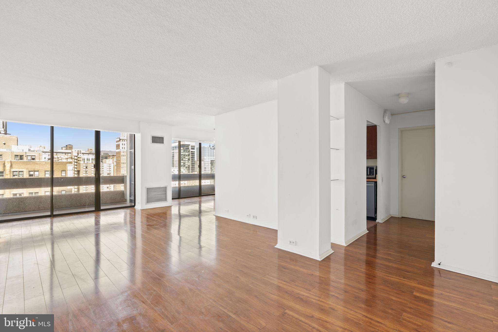 WASHINGTON SQ WEST - Residential