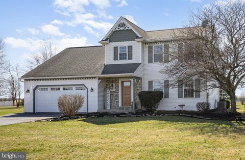 Photo of 907 Fruitville Pike, LITITZ, PA 17543 (MLS # PALA2065214)