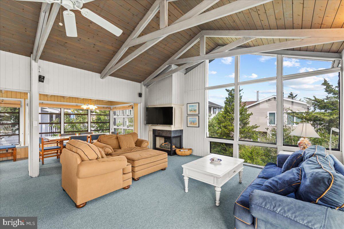 OCEAN VILLAGE - Residential