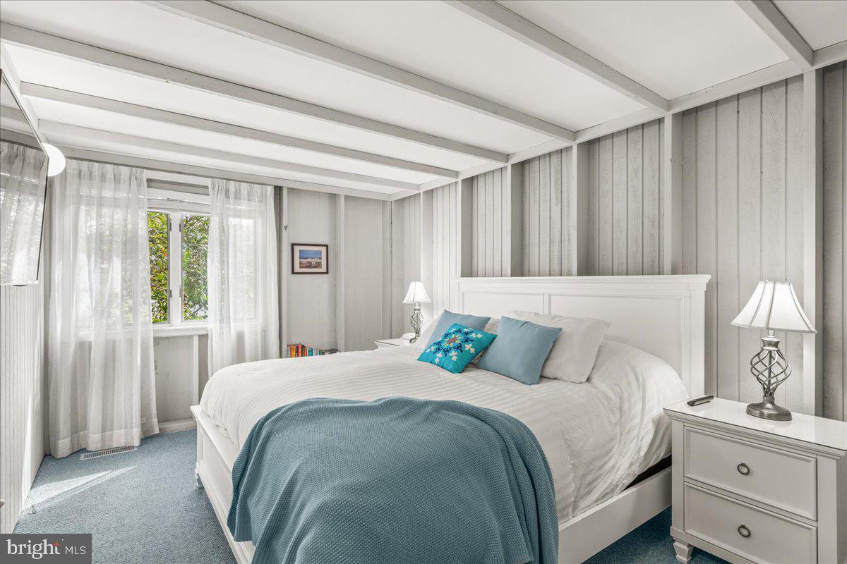 OCEAN VILLAGE - Residential