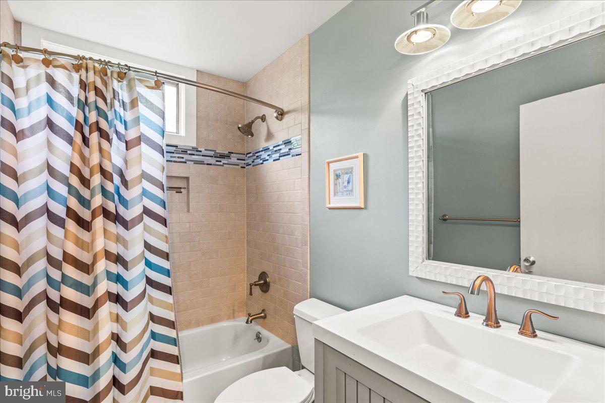 OCEAN VILLAGE - Residential