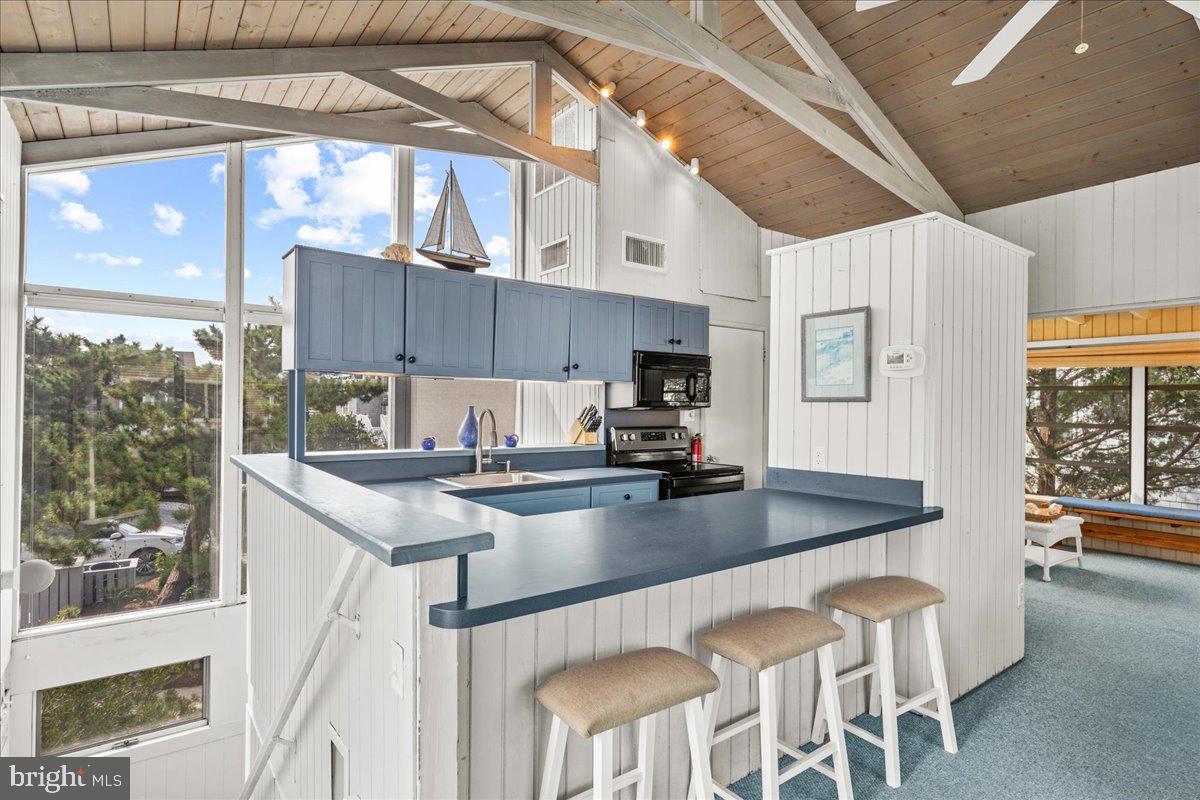 OCEAN VILLAGE - Residential