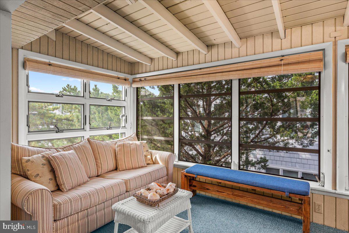 OCEAN VILLAGE - Residential