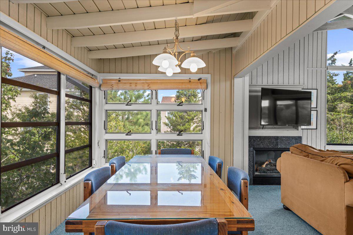 OCEAN VILLAGE - Residential