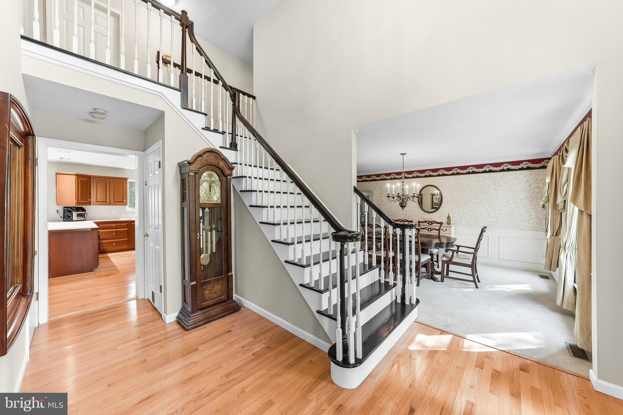 522 RIDGE DRIVE