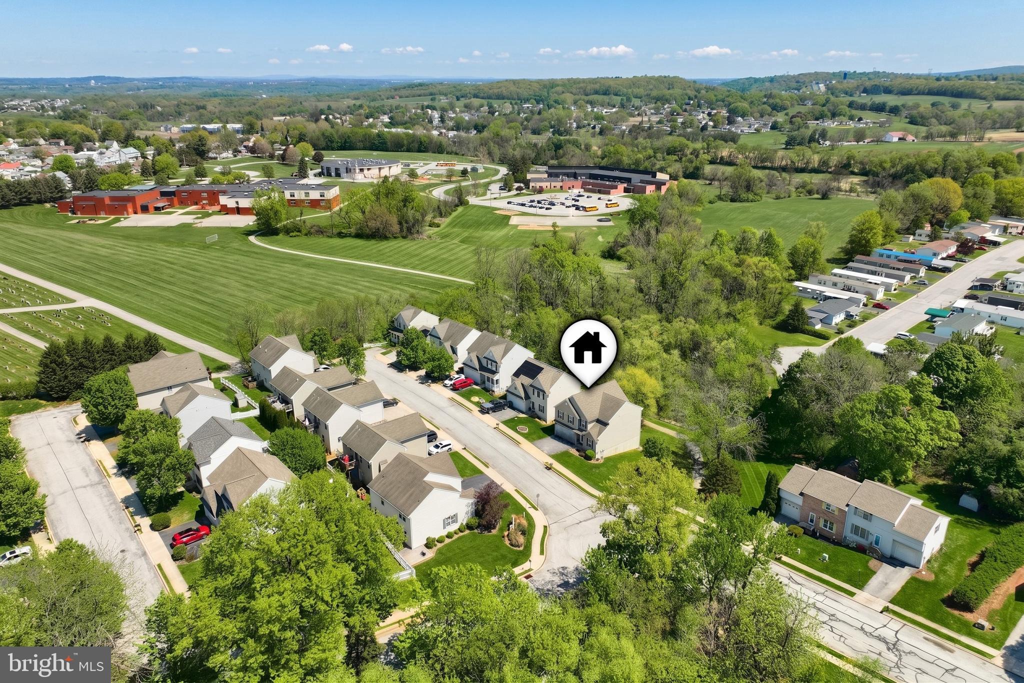 HAMPTON WOODS - Residential