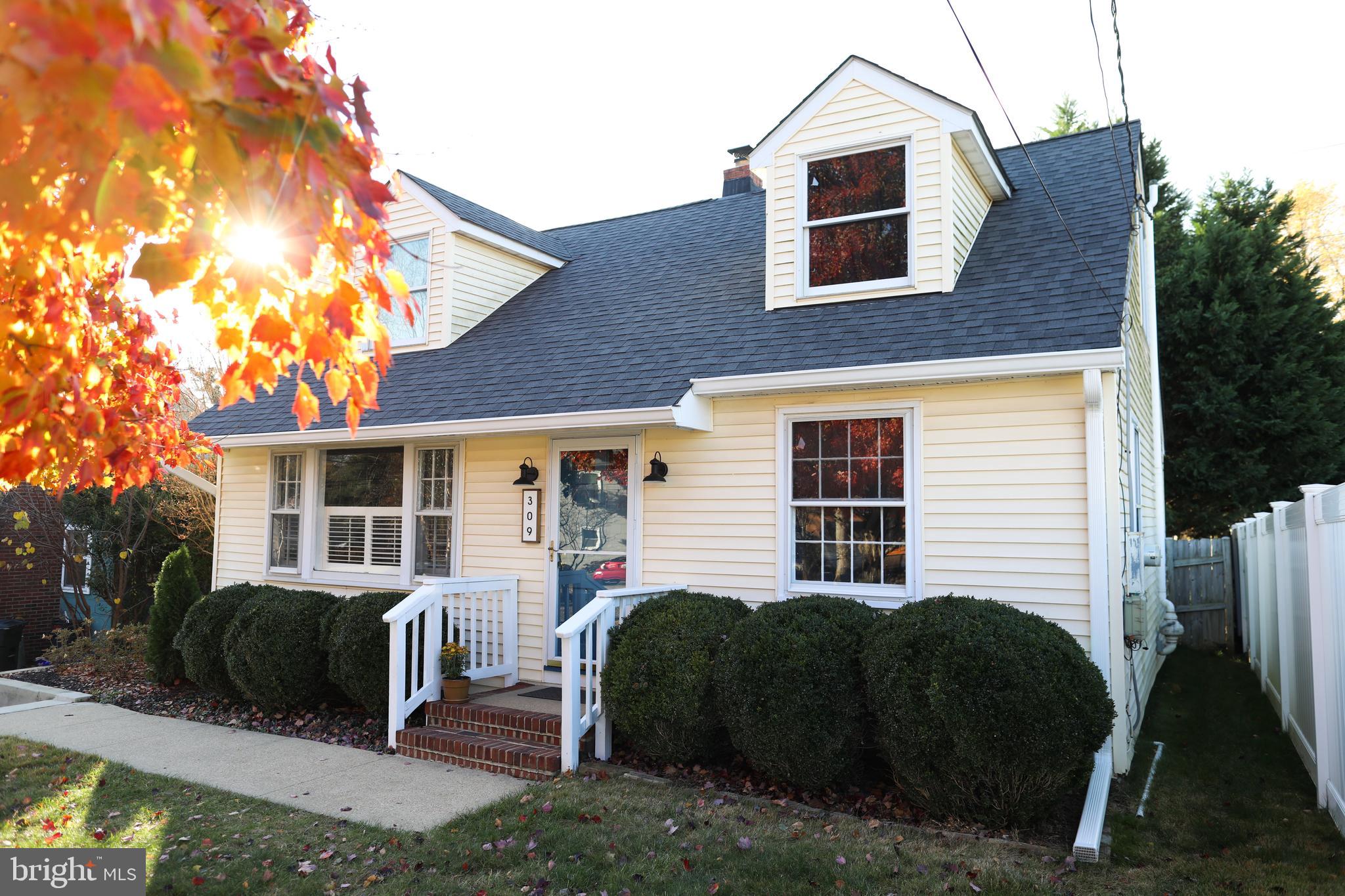 309 N WOODLAWN AVENUE N