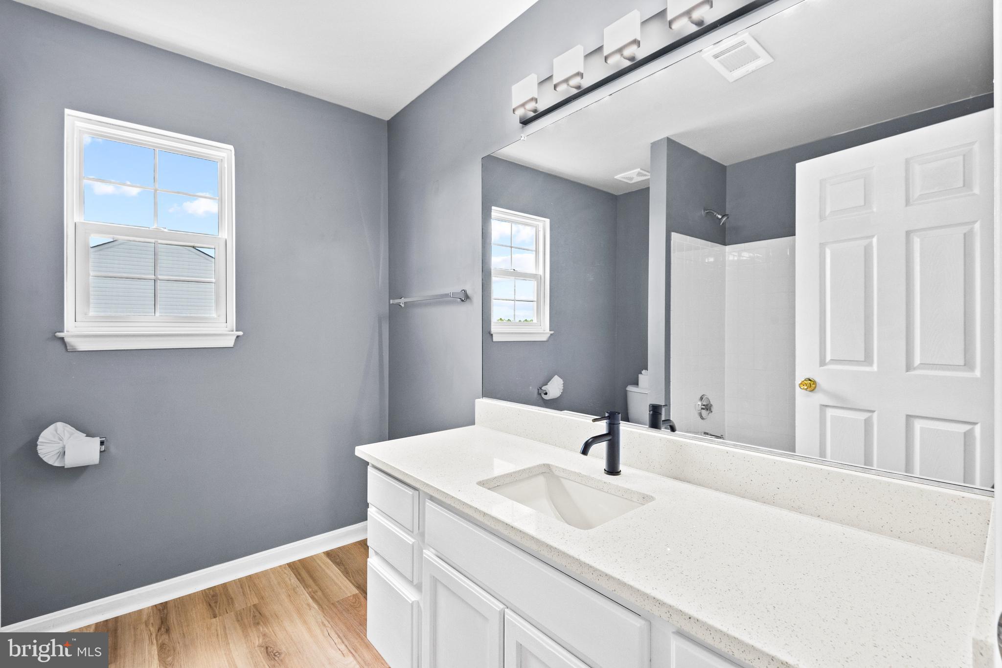 ENGLAND RUN NORTH - Residential