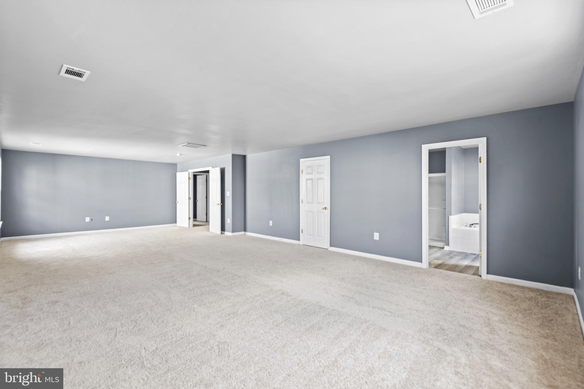 ENGLAND RUN NORTH - Residential