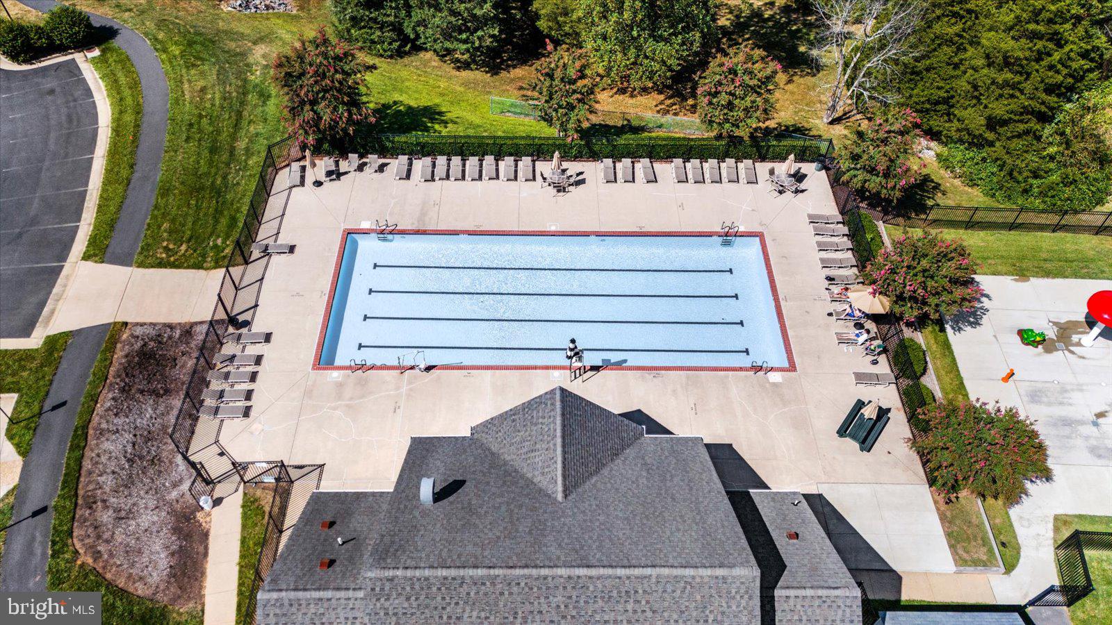 ENGLAND RUN NORTH - Residential