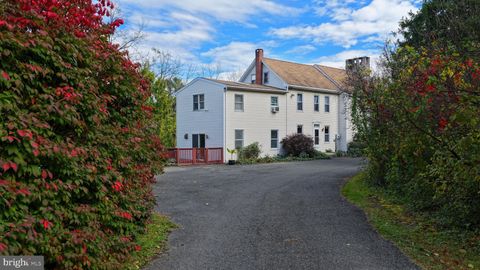 3371 MATHEWS LANE ALBURTIS PA 18011