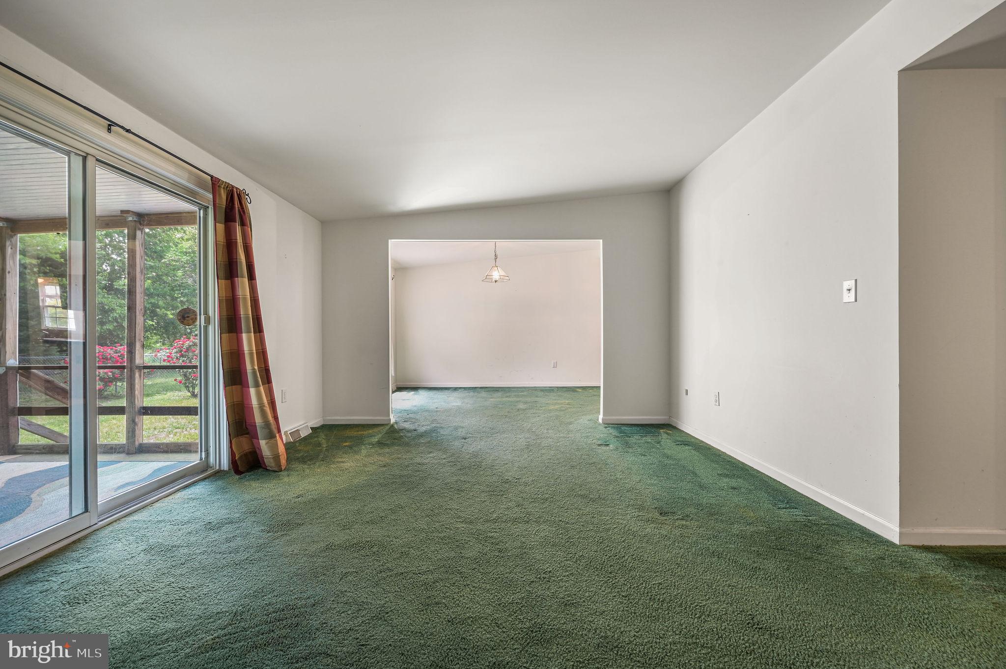820 QUAKER HILL ROAD