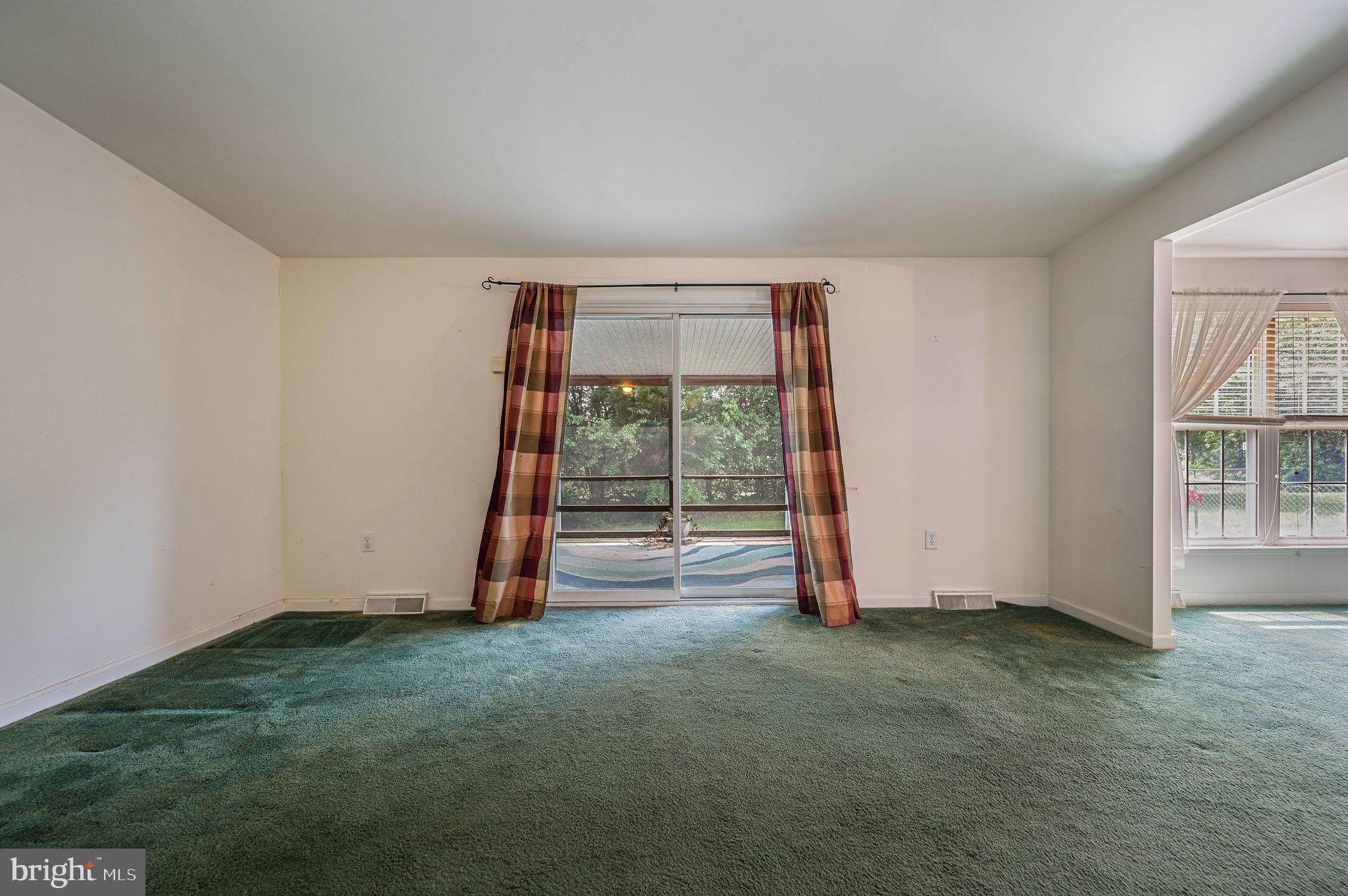 820 QUAKER HILL ROAD
