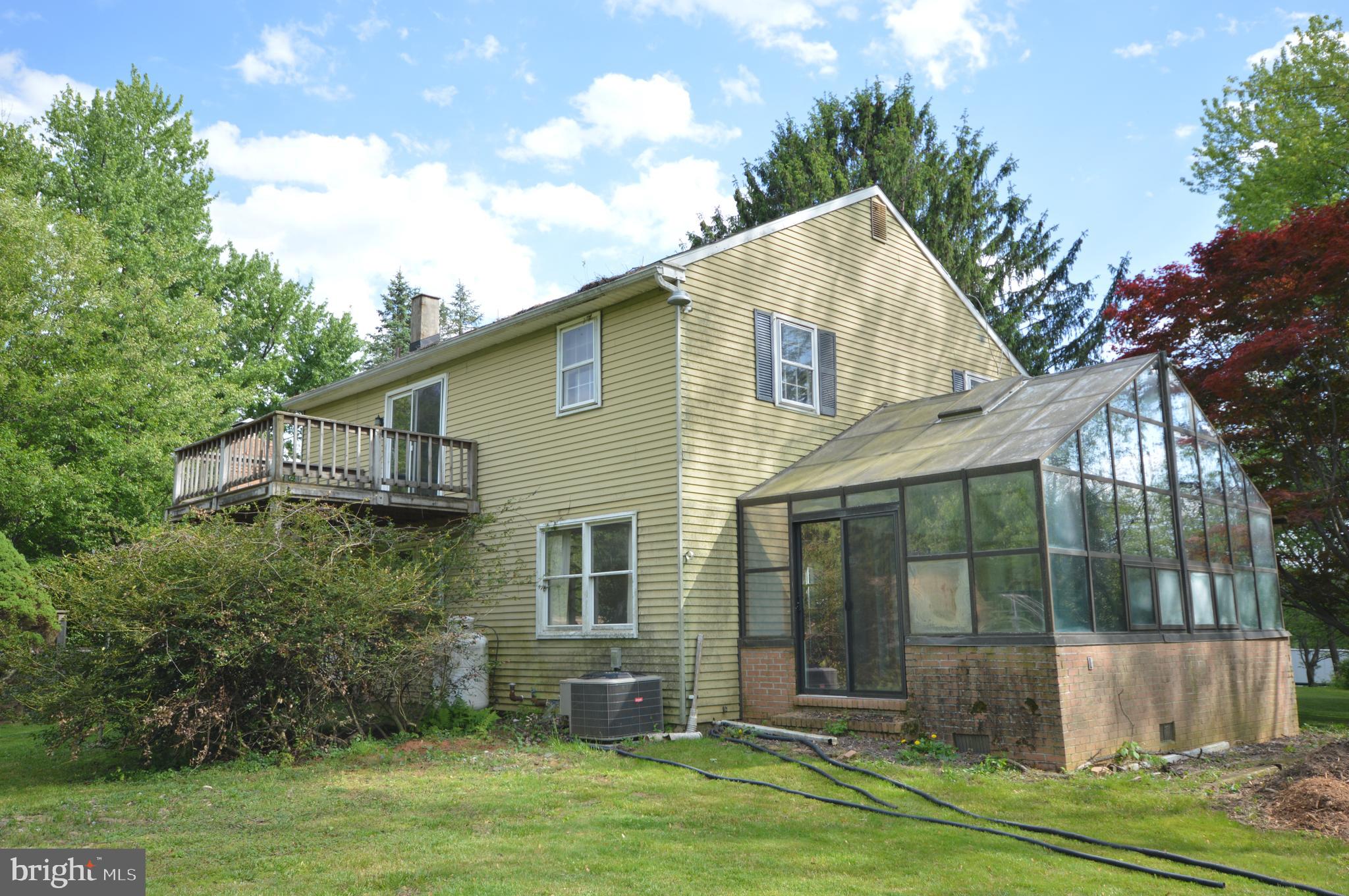 749 STREET ROAD