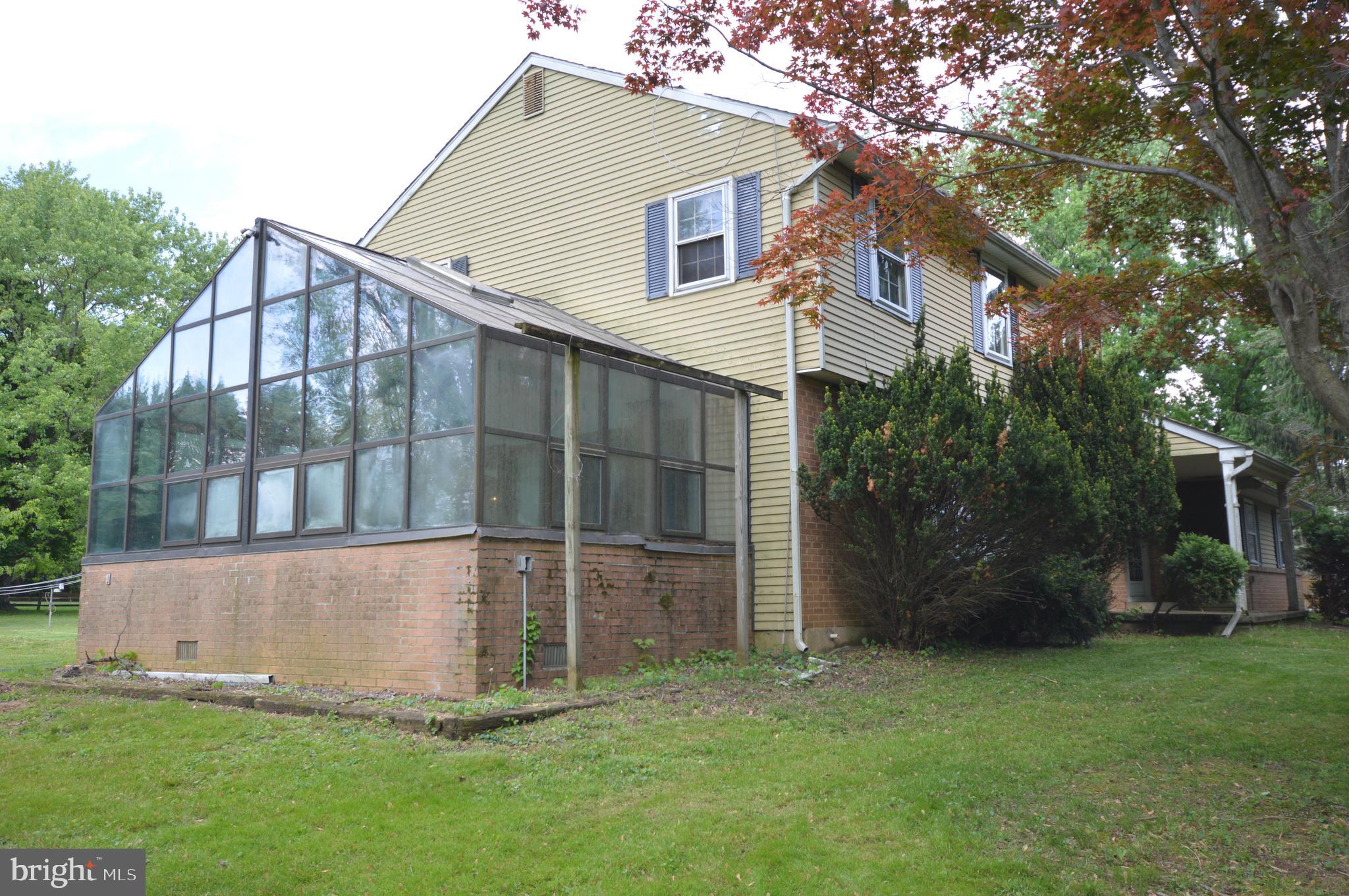 749 STREET ROAD