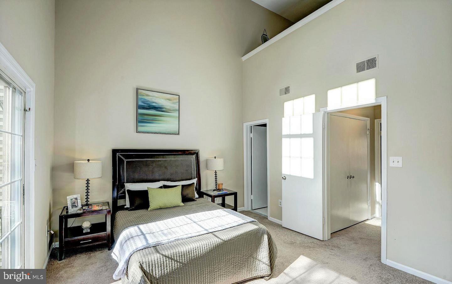 YACHT CLUB AT SEQUOIA VILLAGE - Residential Lease