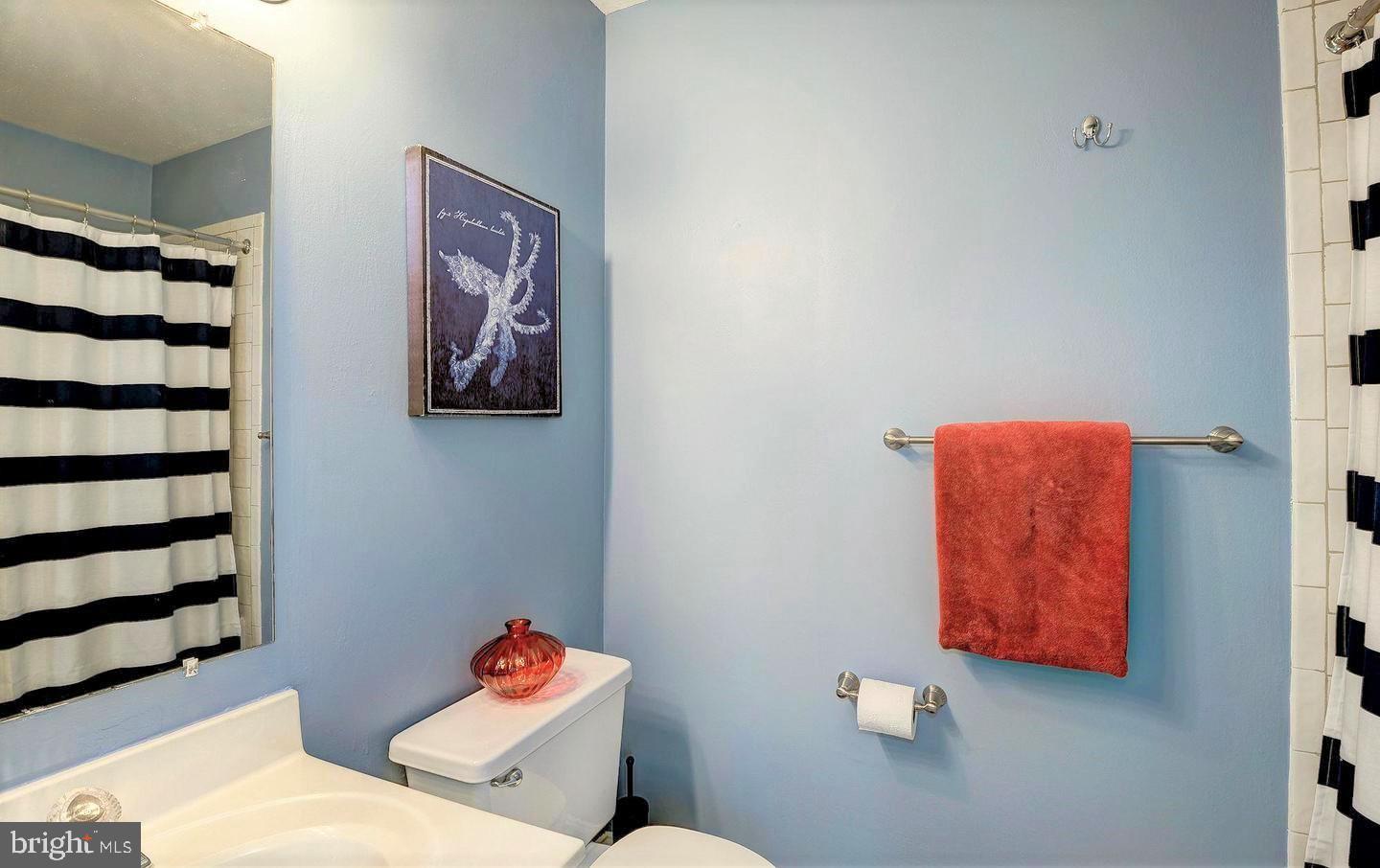 YACHT CLUB AT SEQUOIA VILLAGE - Residential Lease