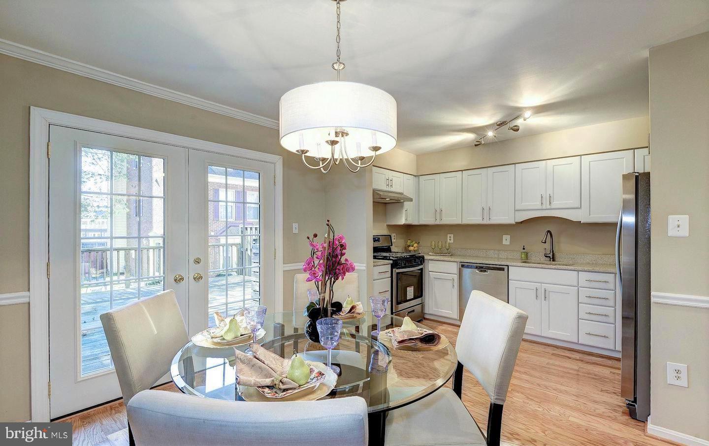 YACHT CLUB AT SEQUOIA VILLAGE - Residential Lease