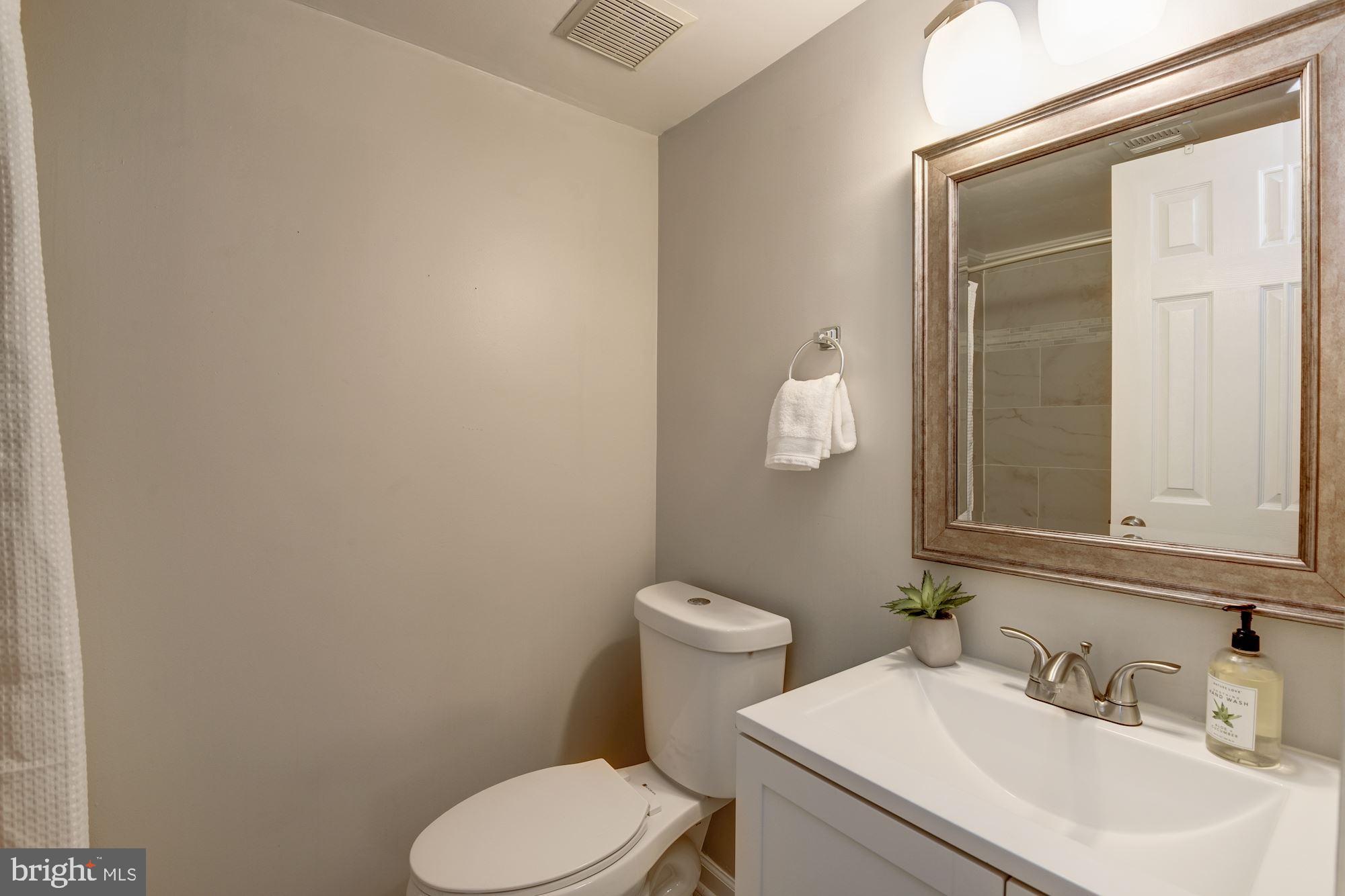 LUXBERRY COURTS - Residential