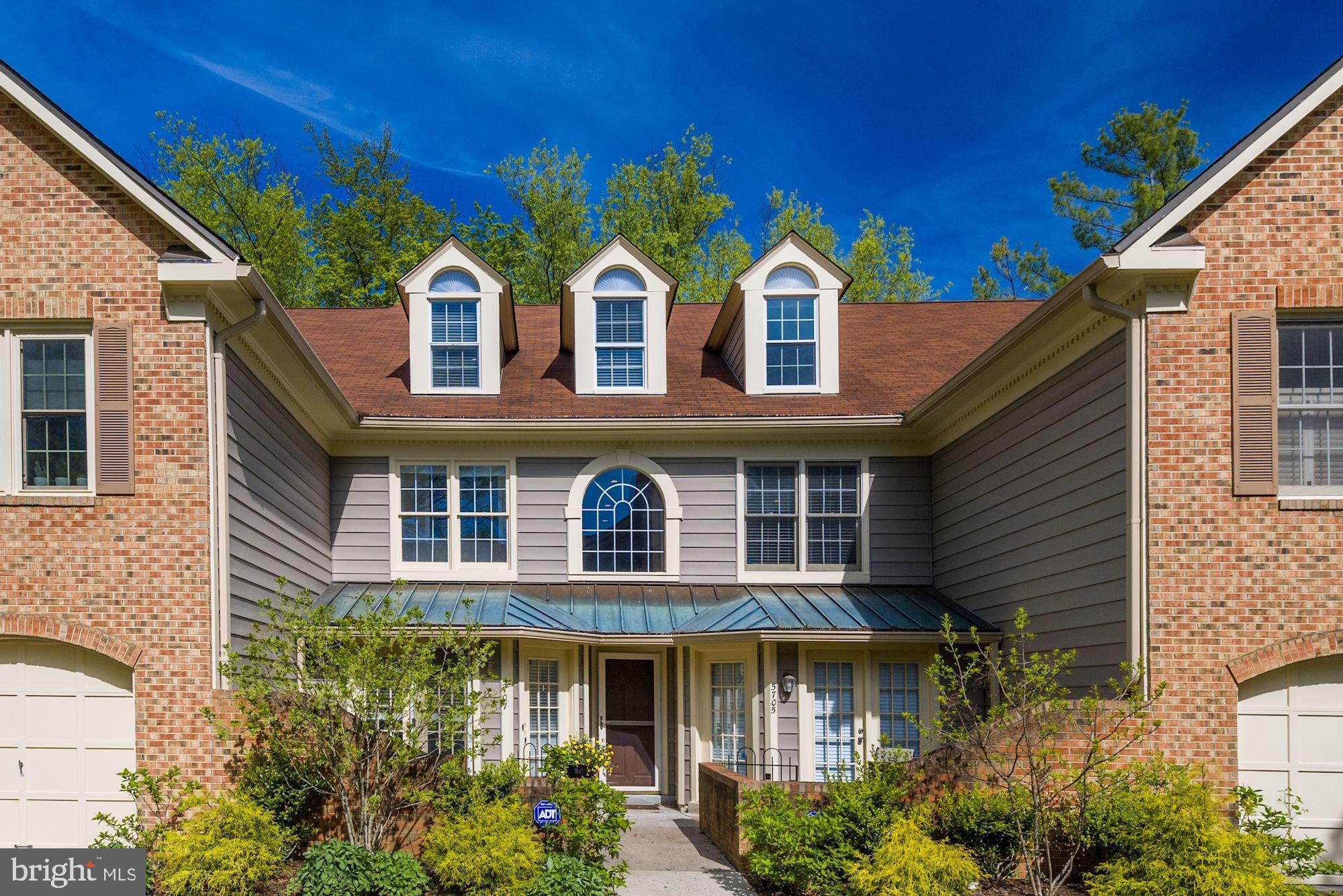 LUXBERRY COURTS - Residential