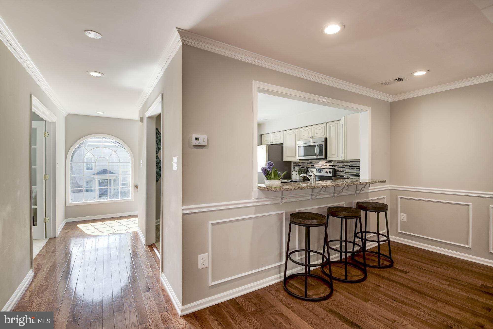 LUXBERRY COURTS - Residential