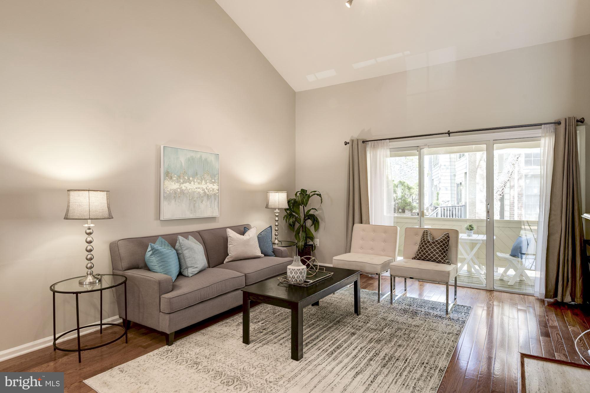 LUXBERRY COURTS - Residential