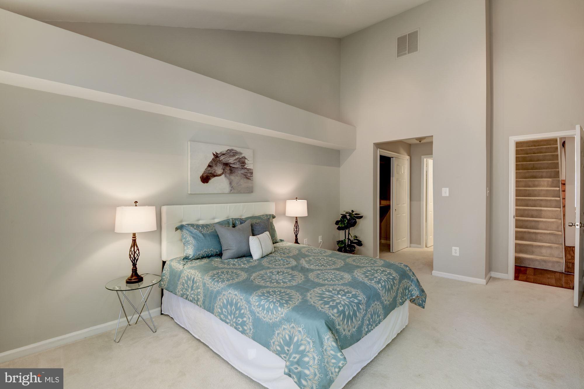 LUXBERRY COURTS - Residential