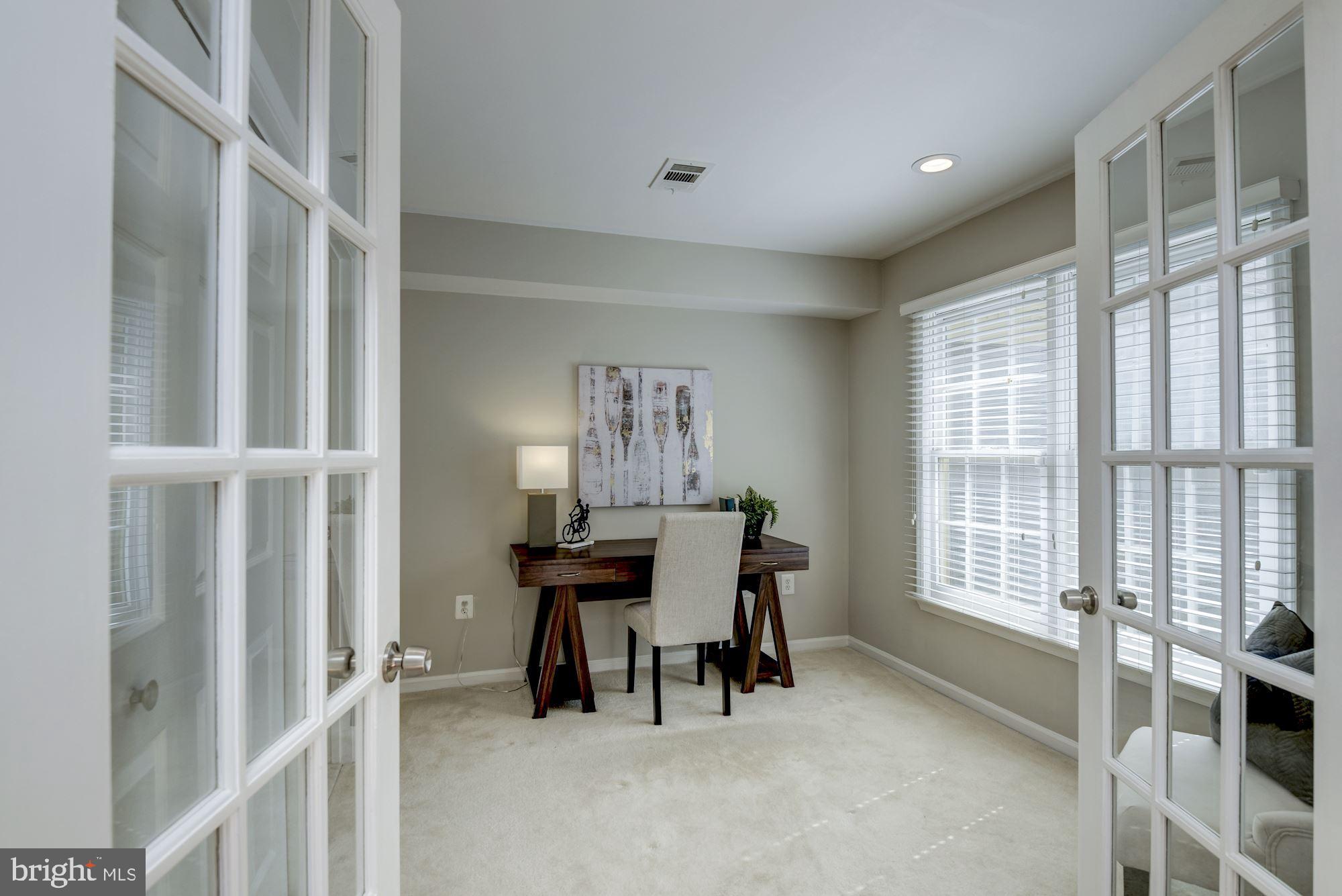 LUXBERRY COURTS - Residential