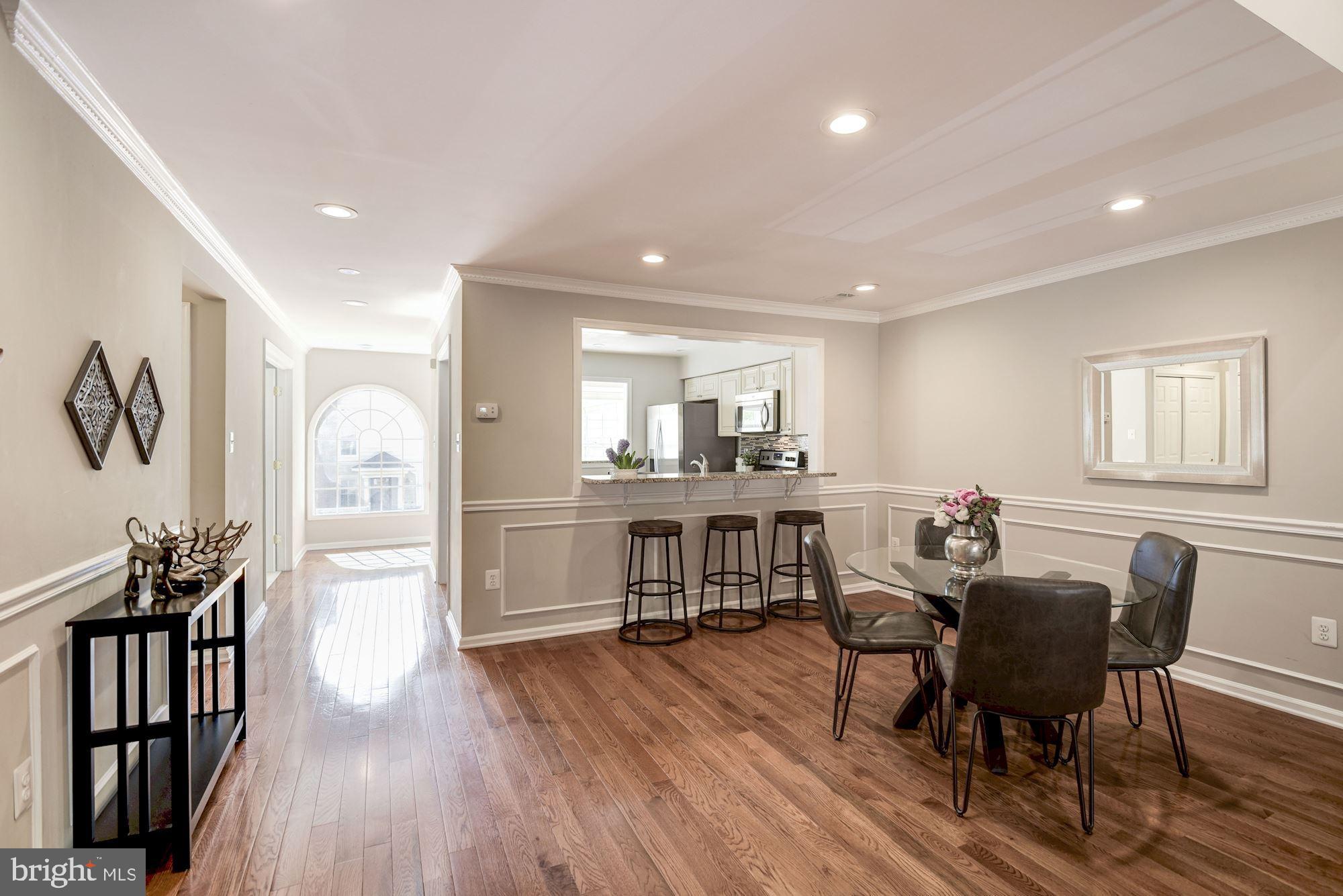 LUXBERRY COURTS - Residential