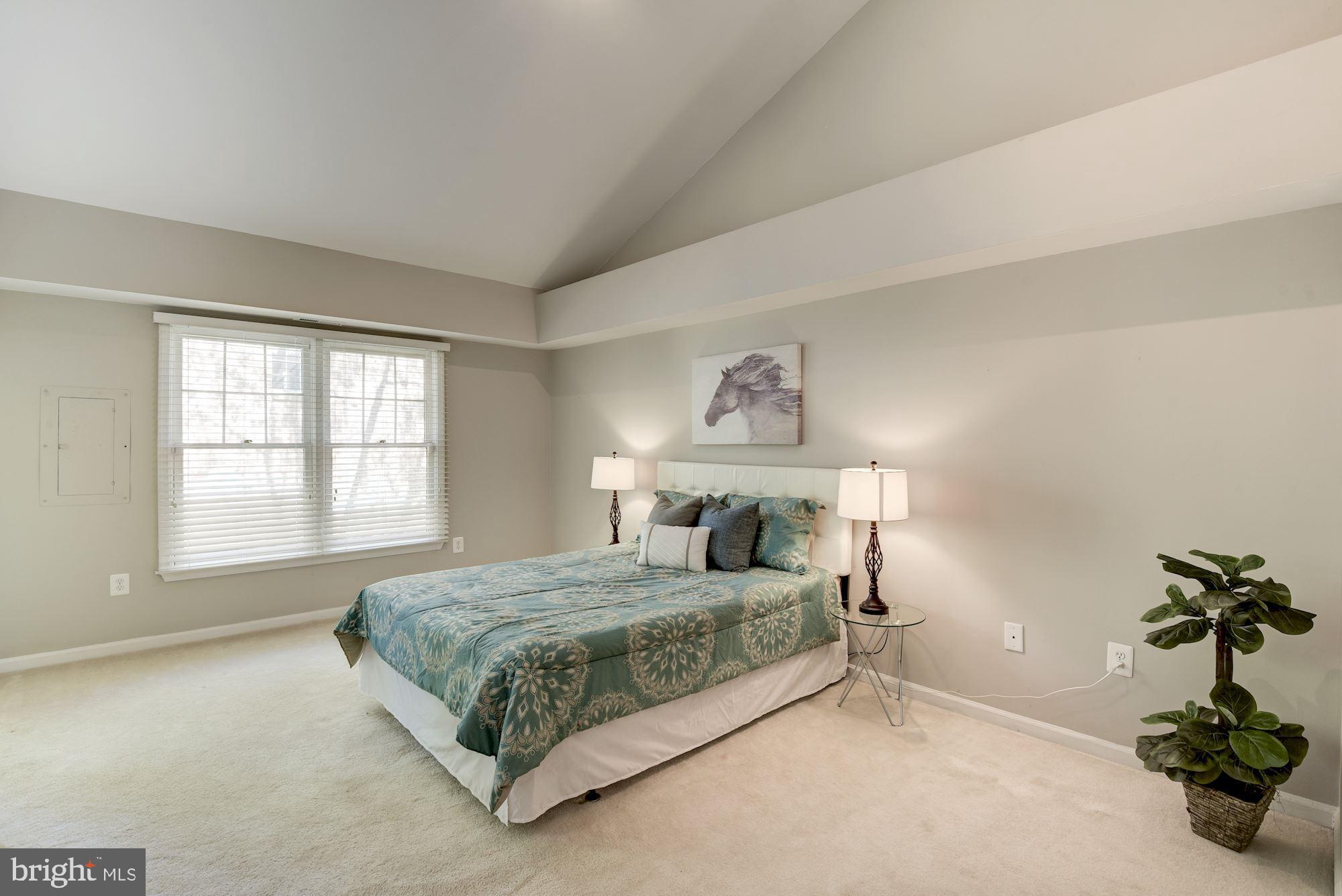 LUXBERRY COURTS - Residential