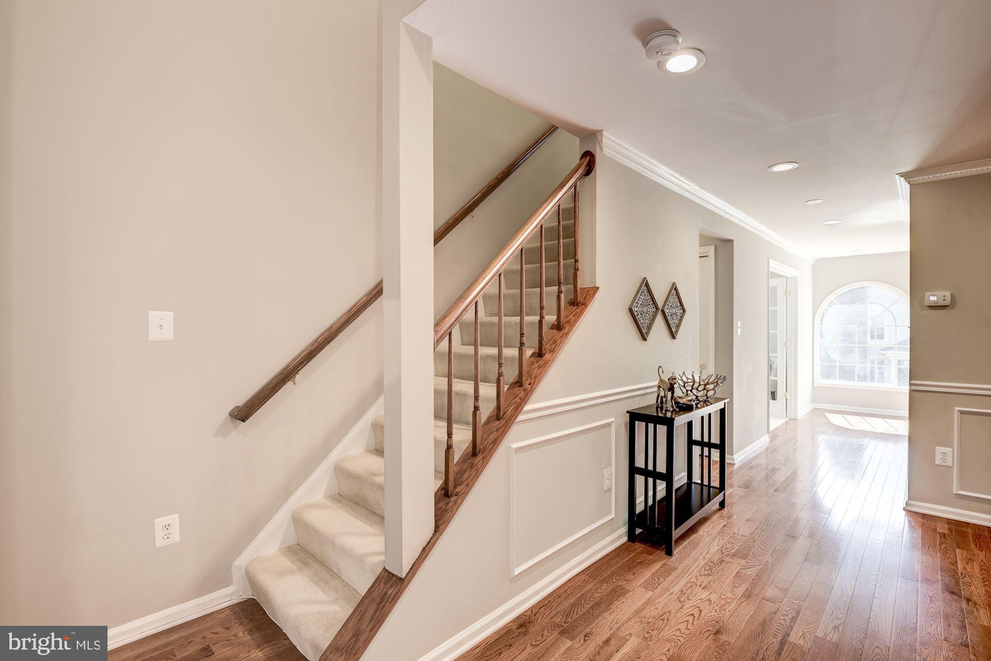 LUXBERRY COURTS - Residential