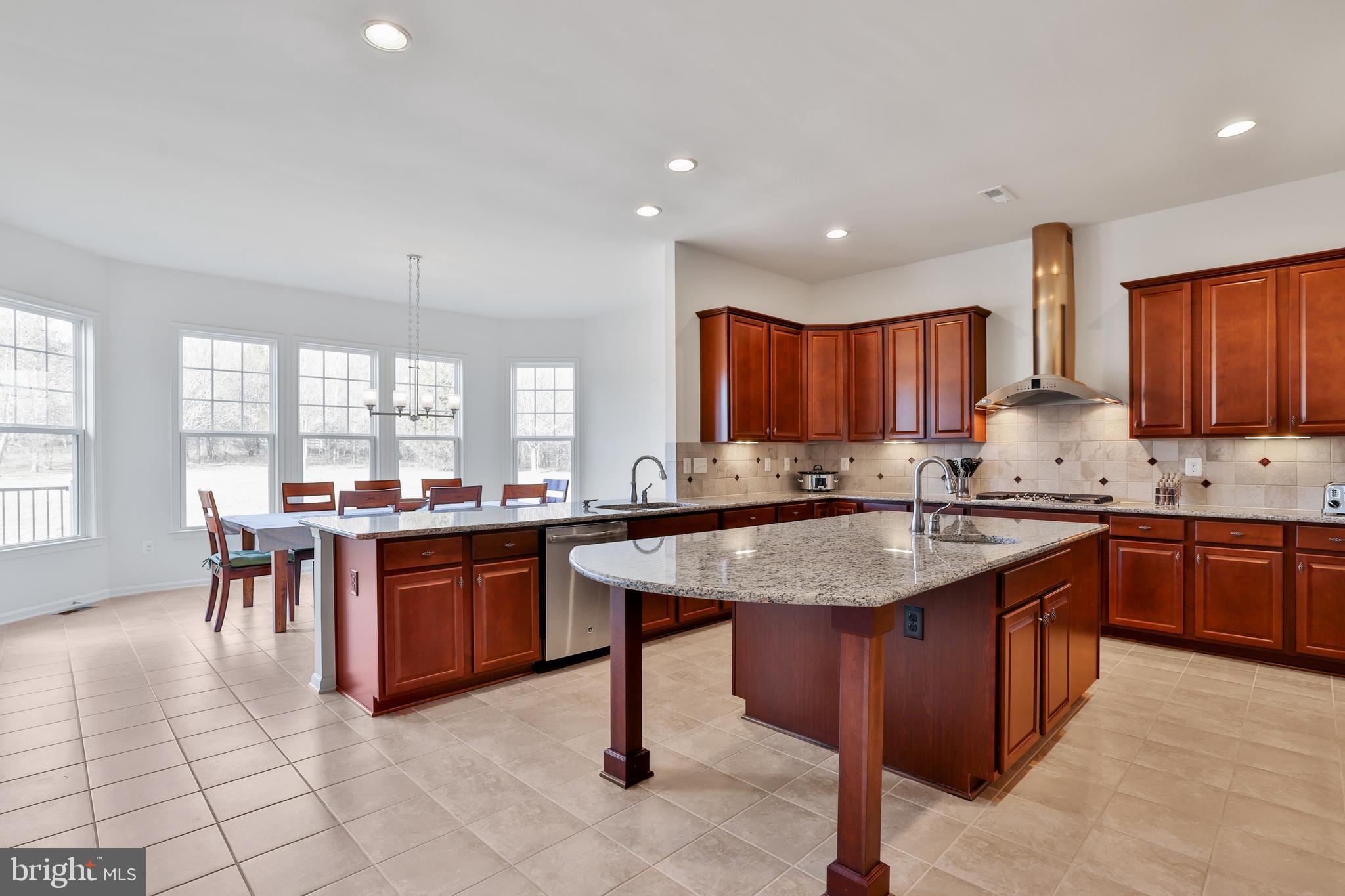 RASPBERRY FALLS - Residential