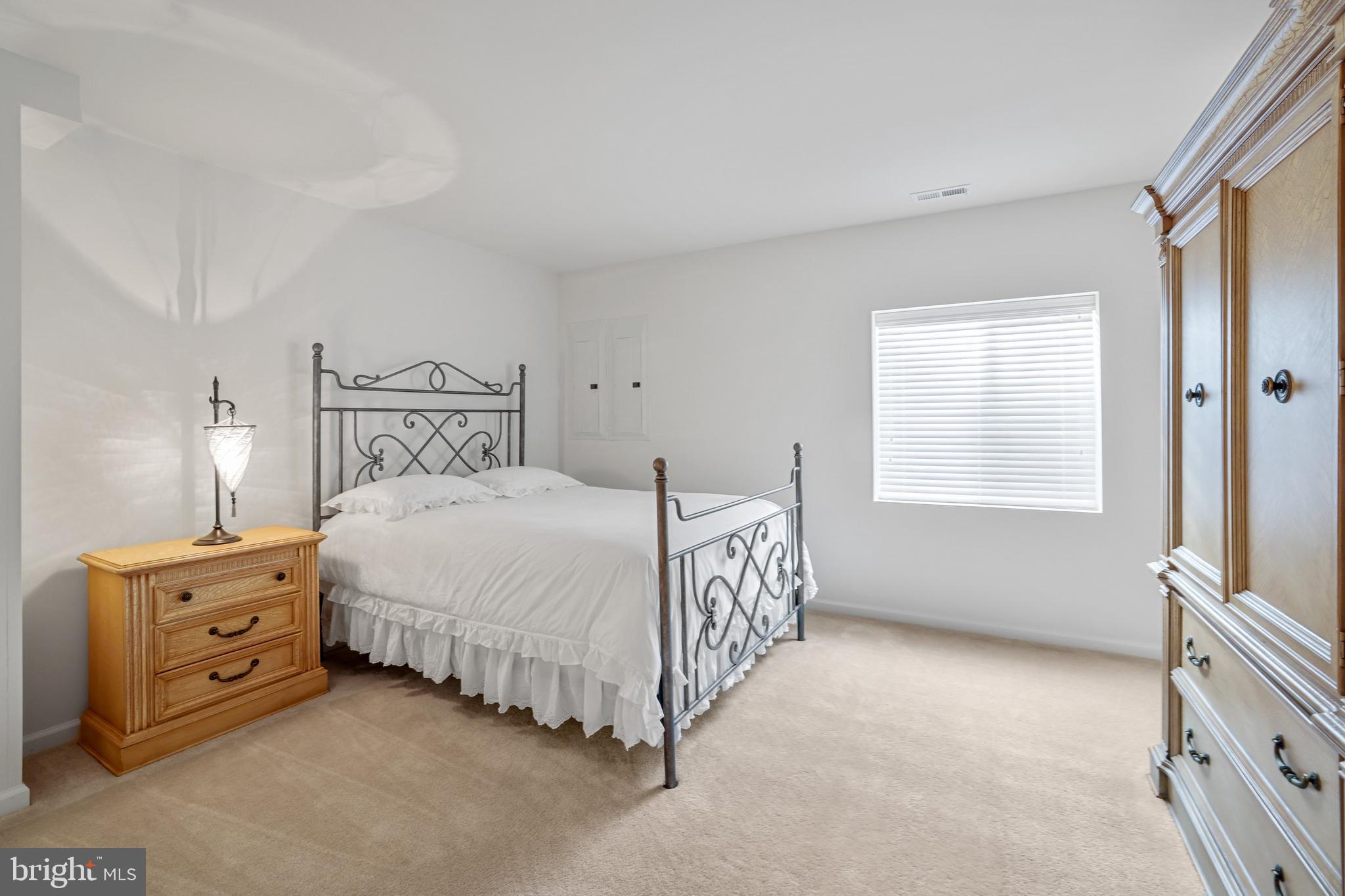 RASPBERRY FALLS - Residential