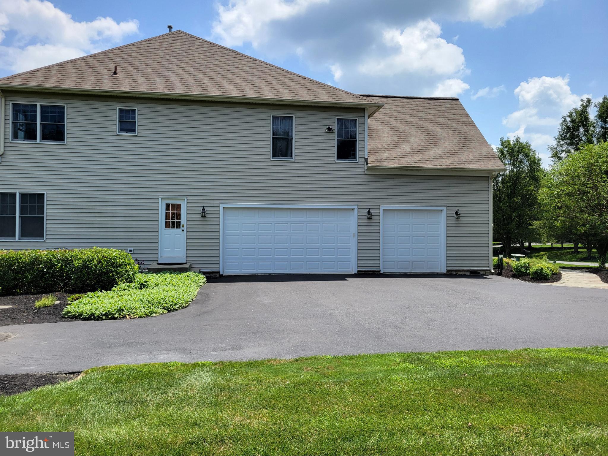 3512 WINDING PATH COURT