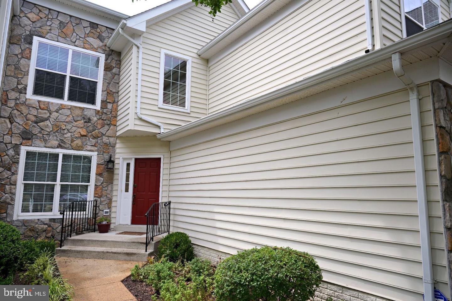 19871 NAPLES LAKES TERRACE